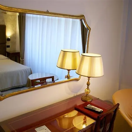 Miramare Hotell 4*