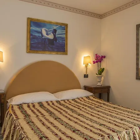 Hotell Miramare 4*