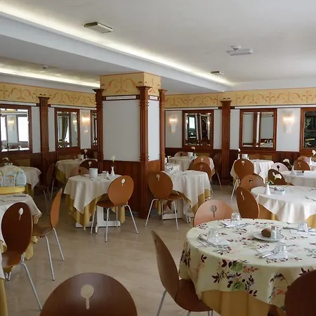 מלון Miramare