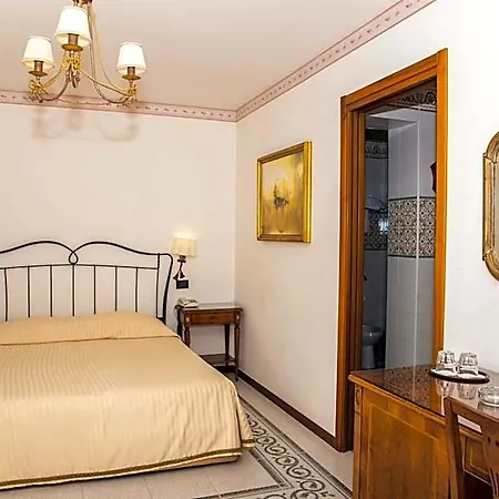 Miramare Otel